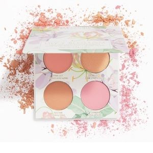 NIB Seraphine Botanicals Lily + Blossom Lilly lnfused Blush Palette